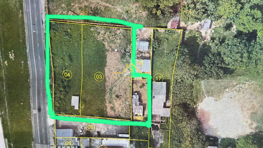 TERRENO COMERCIAL DE 3.000M² NA AV. DAS TORRES