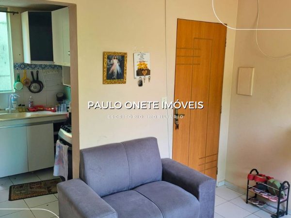 Vende-se apartamento 2 quartos no Condomínio  Alpínia