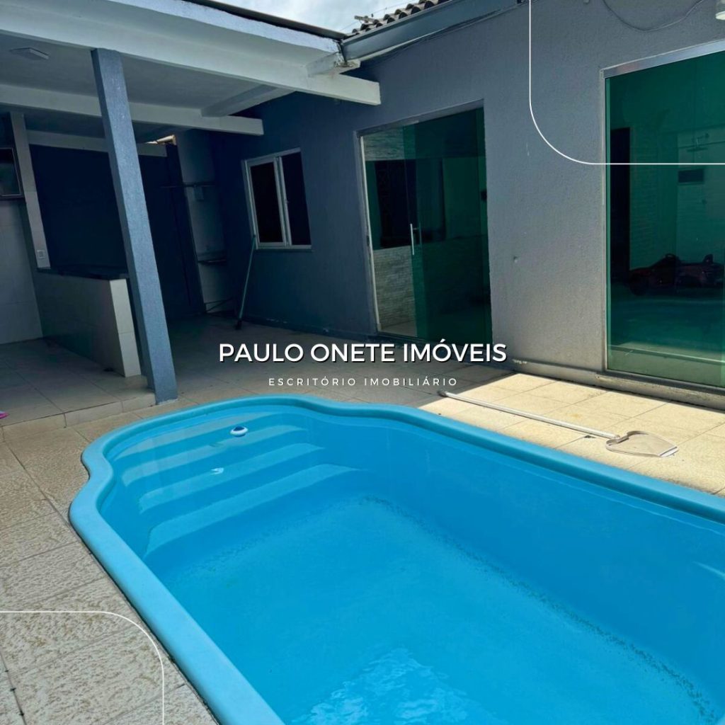 Vende-se casa com piscina no Condominio Amazon Village