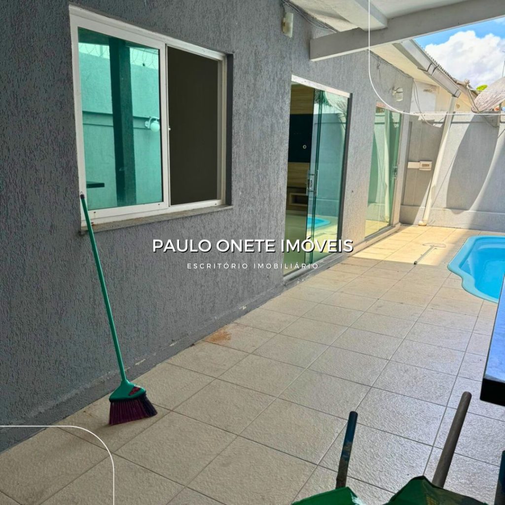 Vende-se casa com piscina no Condominio Amazon Village