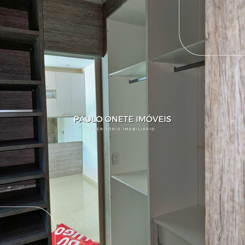 Vende-se casa com piscina no Condominio Amazon Village