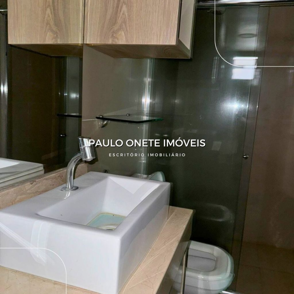 Vende-se casa com piscina no Condominio Amazon Village