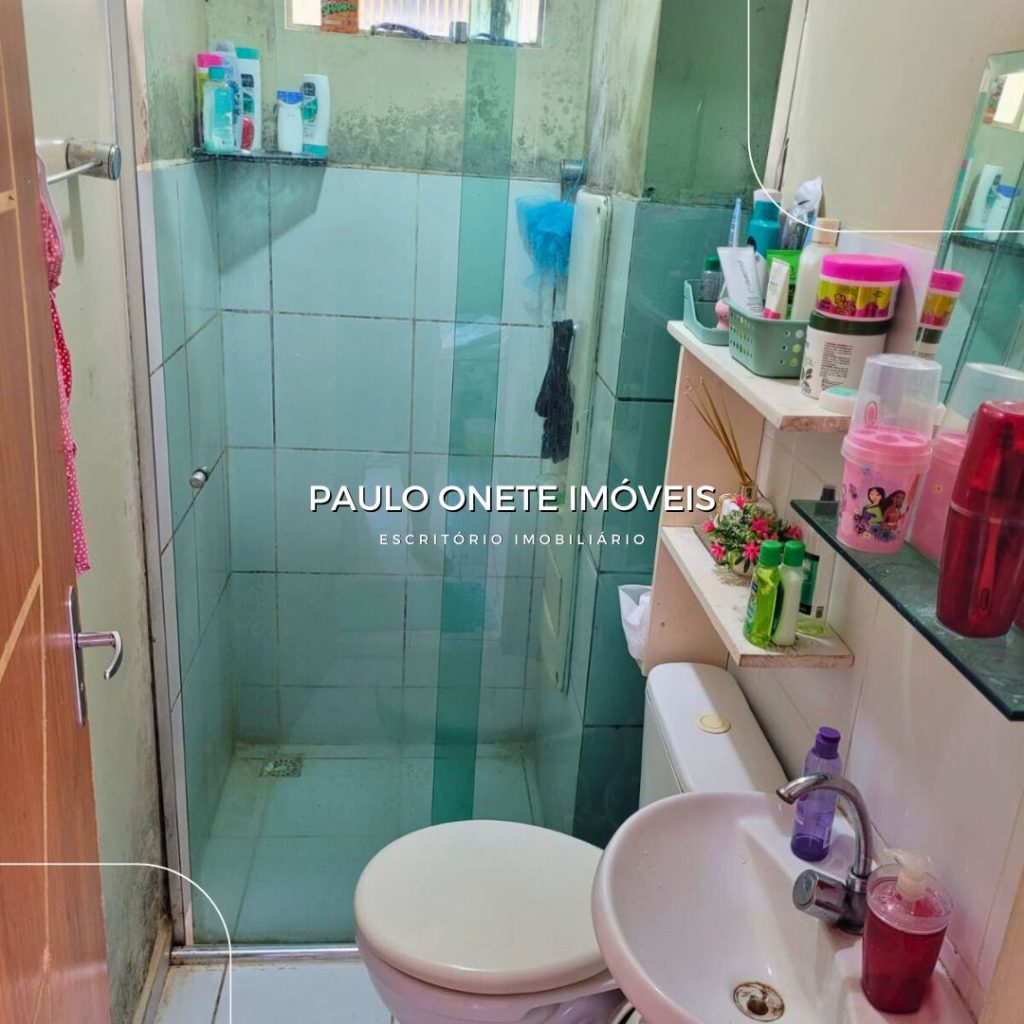 Vende-se apartamento 2 quartos no Condomínio  Alpínia