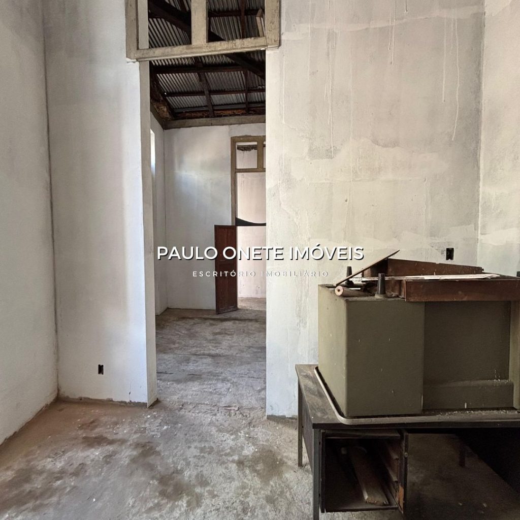 ALUGA-SE CASARÃO/GALPÃO COMERCIAL – 89,50M² – CENTRO DE MANAUS