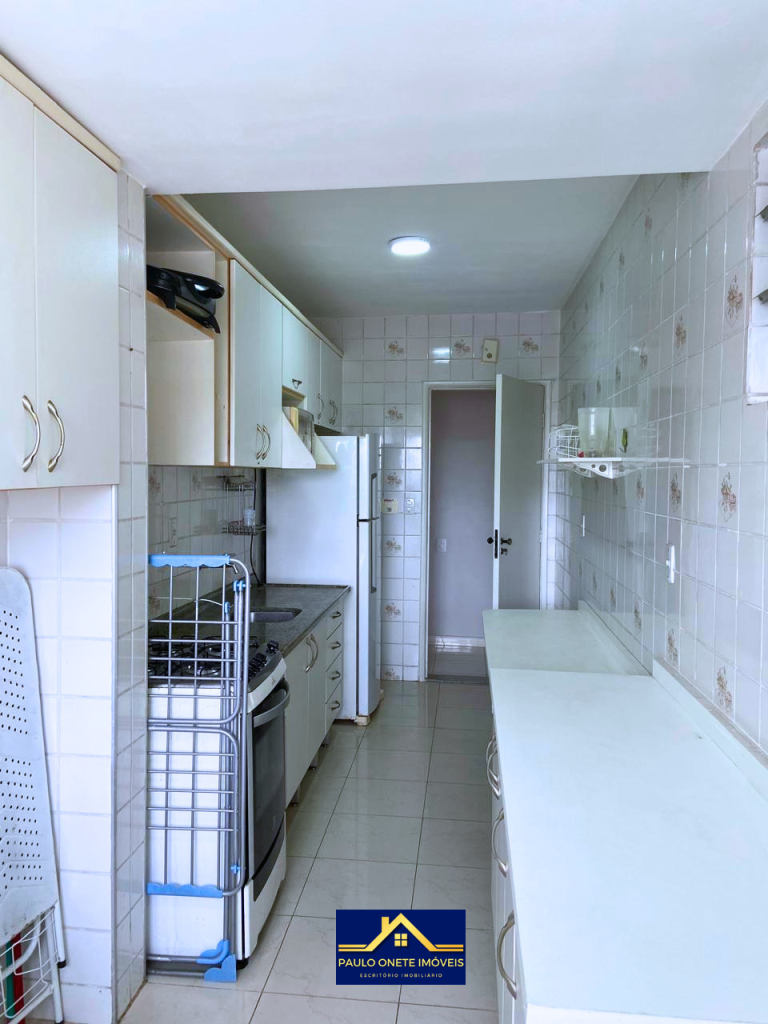 VENDE-SE APARTAMENTO MOBILIADO NO EDIFÍCIO MAISON ROCHELLE