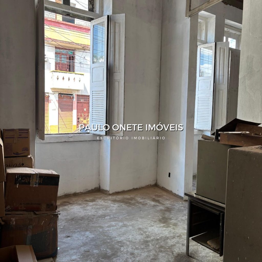 ALUGA-SE CASARÃO/GALPÃO COMERCIAL – 89,50M² – CENTRO DE MANAUS