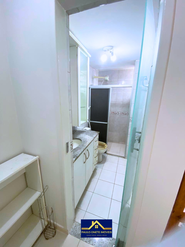 VENDE-SE APARTAMENTO MOBILIADO NO EDIFÍCIO MAISON ROCHELLE