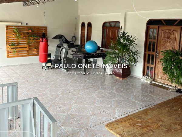 VENDE-SE CASA SEMI MOBILIADA NO BAIRRO NOVA CIDADE
