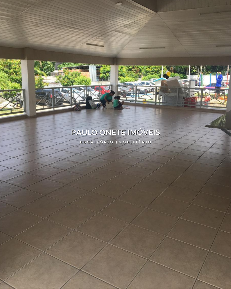ALUGA-SE APARTAMENTO SEMI- MOBILIADO NO COND. VIVENDAS DA CIDADE
