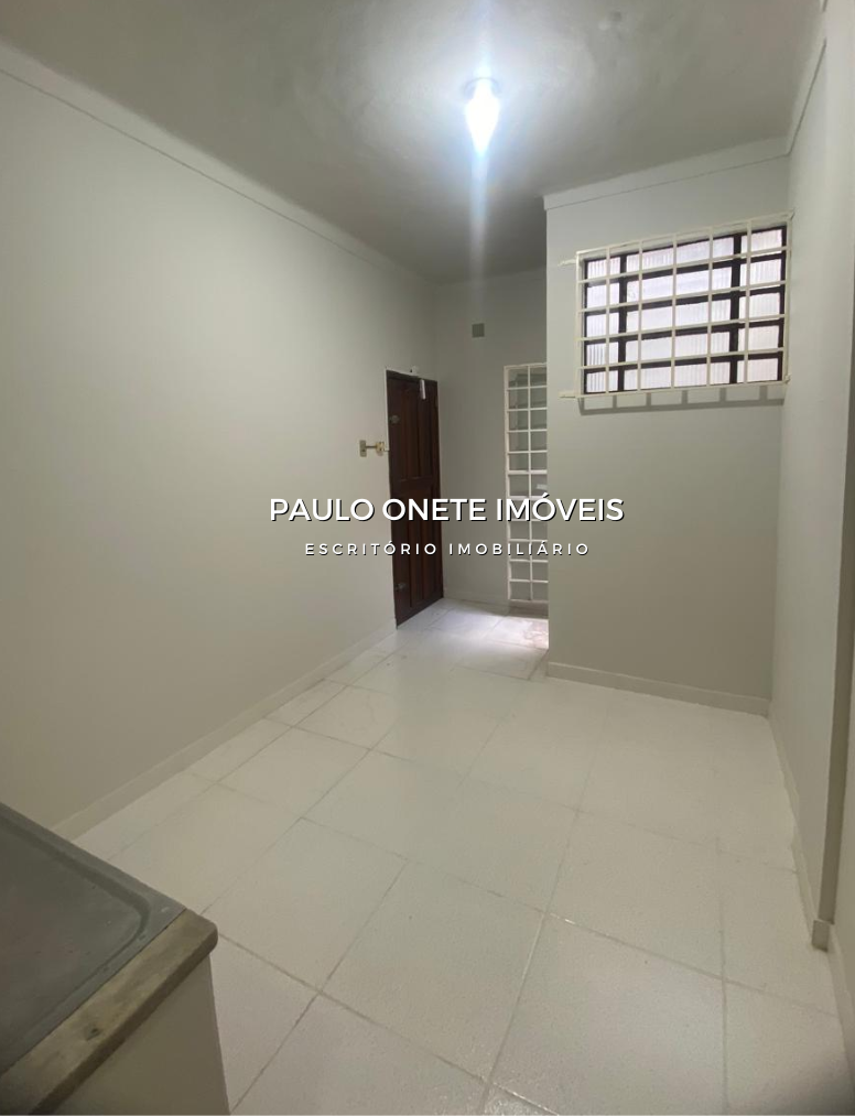 ALUGA-SE SALA COMERCIAL NA AV. JAPURÁ ALUGA-SE SALA COMERCIAL NA AV. JAPURÁ