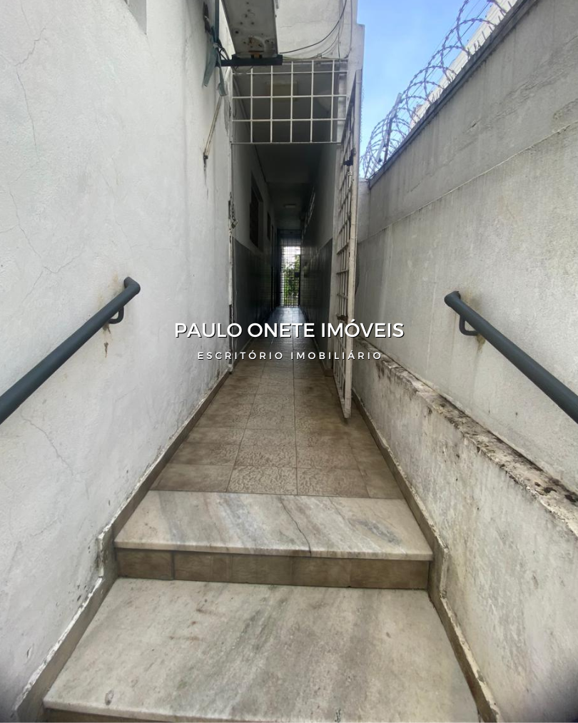 ALUGA-SE SALA COMERCIAL NA AV. JAPURÁ ALUGA-SE SALA COMERCIAL NA AV. JAPURÁ
