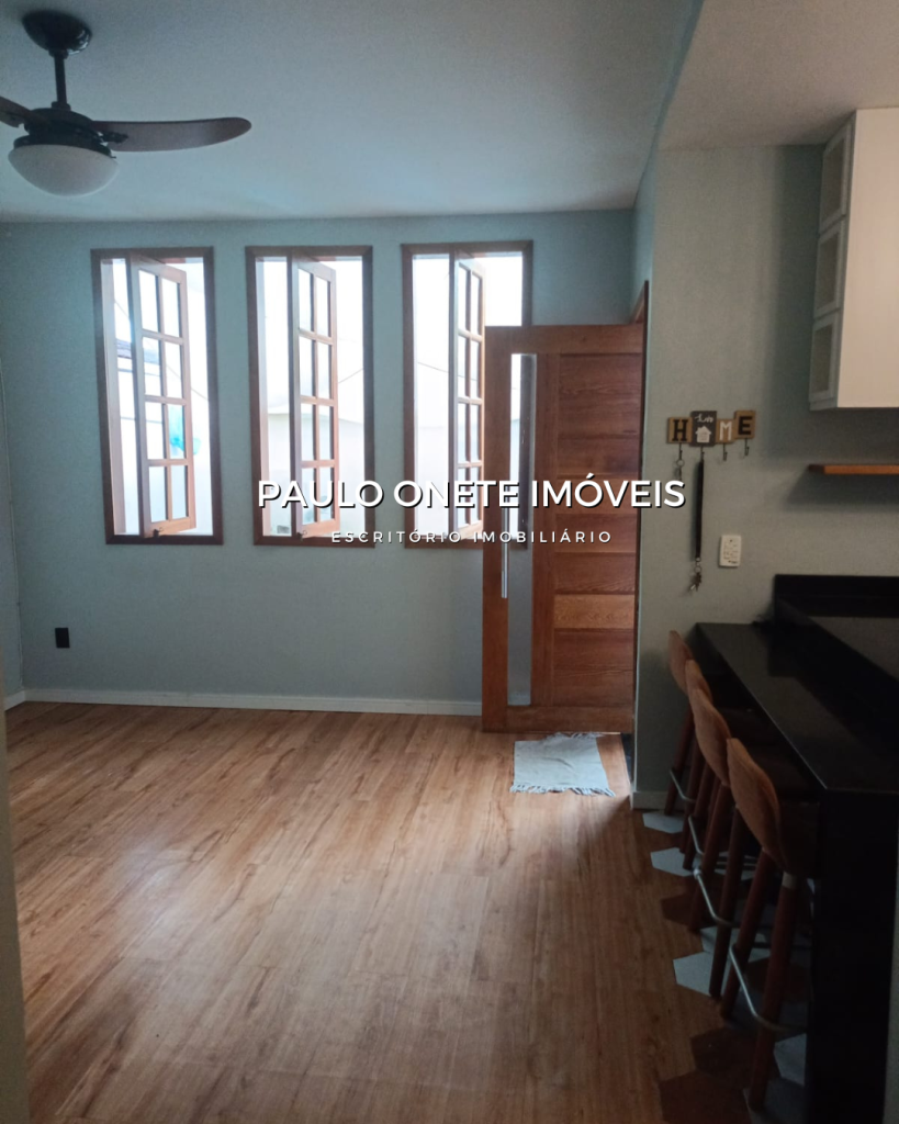 ALUGA-SE CASA COM 3 QUARTOS E PISCINA NO NOVO ALEIXO ALUGA-SE CASA COM 3 QUARTOS E PISCINA NO NOVO ALEIXO