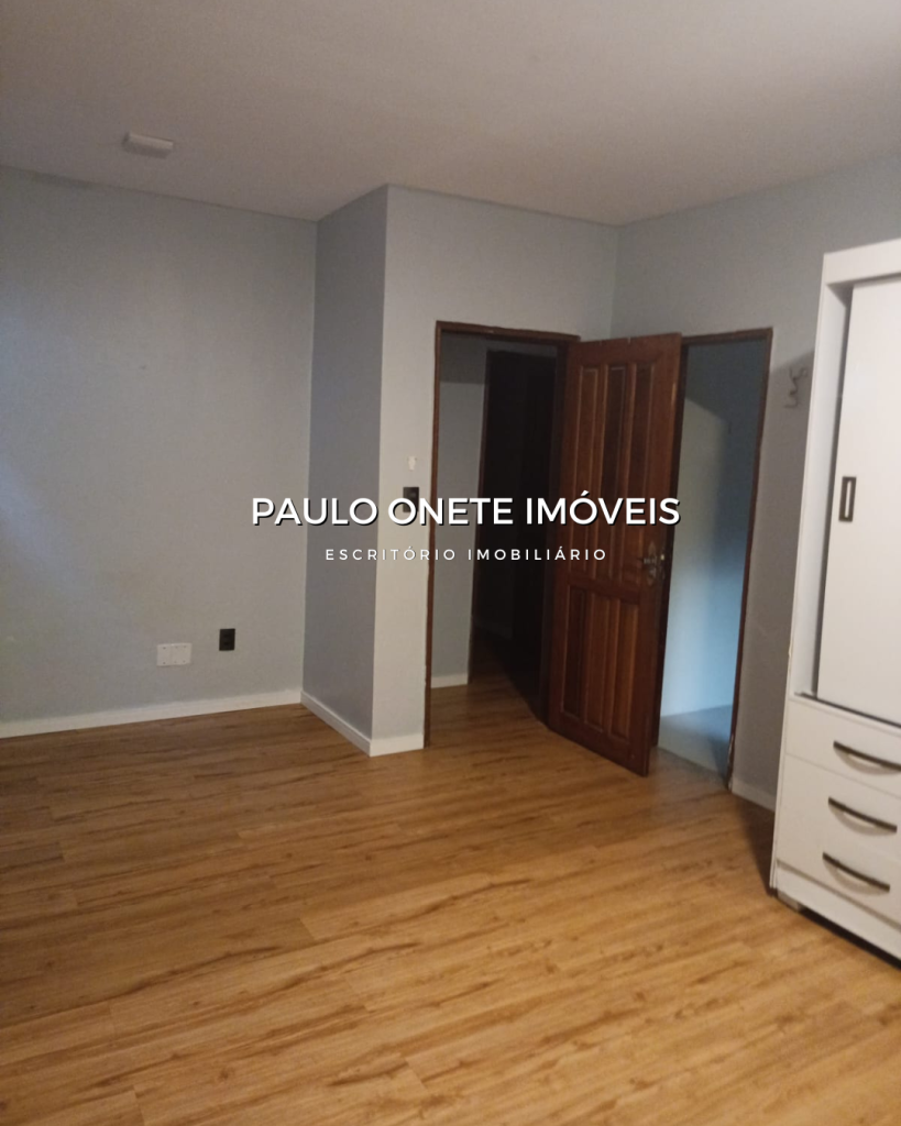 ALUGA-SE CASA COM 3 QUARTOS E PISCINA NO NOVO ALEIXO ALUGA-SE CASA COM 3 QUARTOS E PISCINA NO NOVO ALEIXO