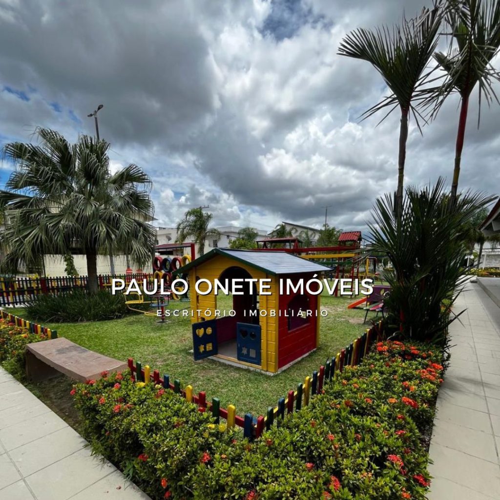 VENDE-SE CASA NO CONDOMÍNIO QUINTA DAS LARANJEIRAS