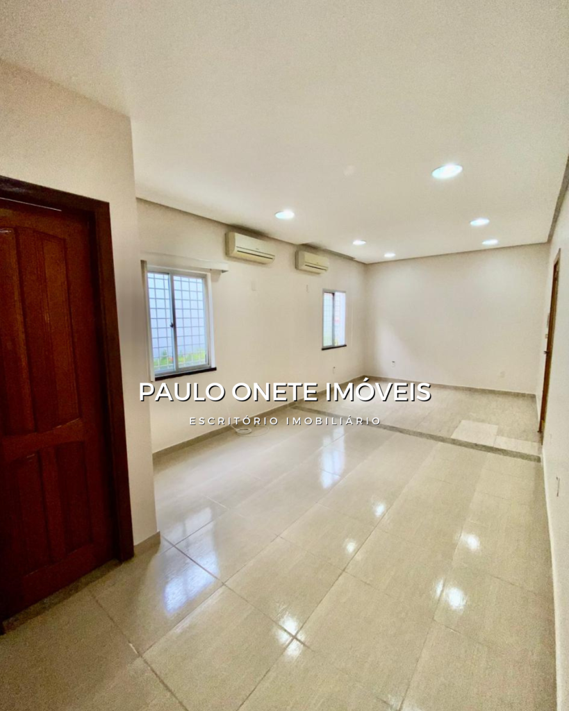 ALUGA-SE SALA COMERCIAL COM EXCELENTE LOCALIZAÇÃO ALUGA-SE SALA COMERCIAL COM EXCELENTE LOCALIZAÇÃO