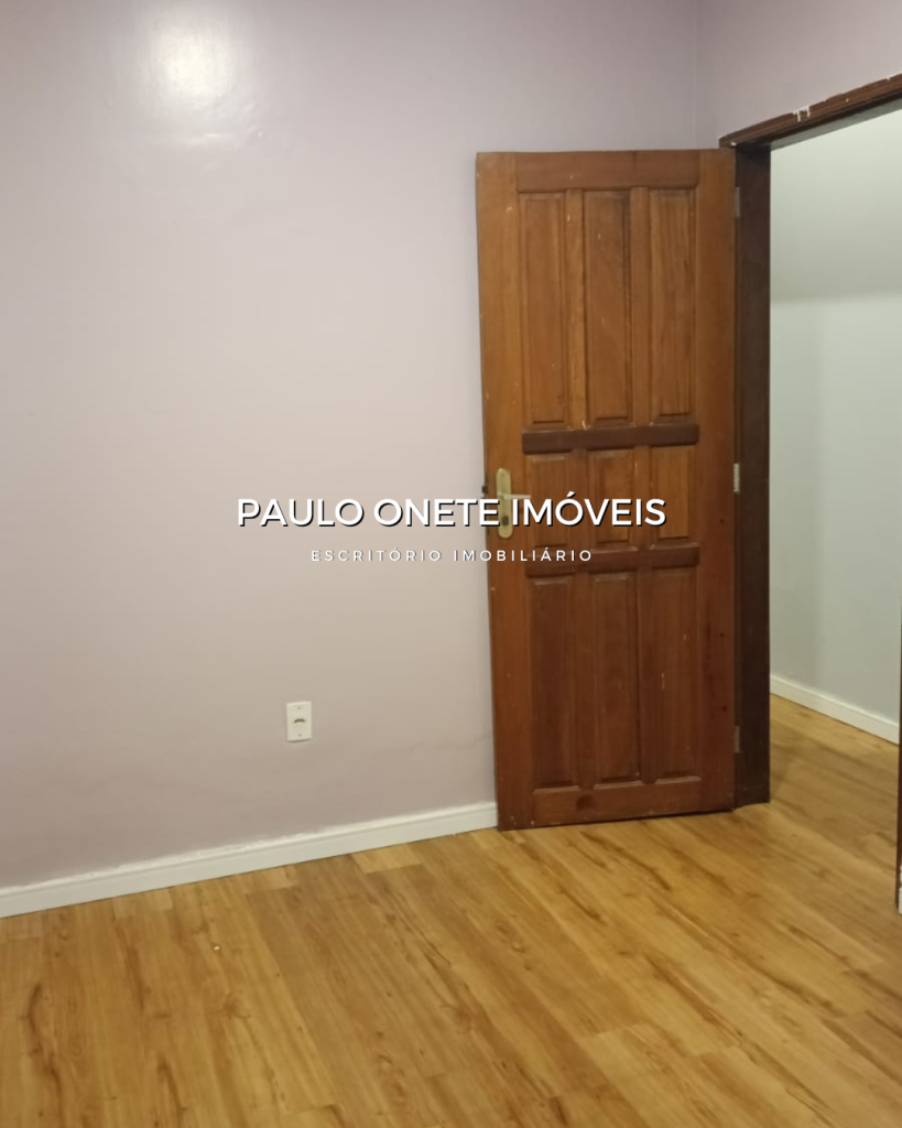 ALUGA-SE CASA COM 3 QUARTOS E PISCINA NO NOVO ALEIXO ALUGA-SE CASA COM 3 QUARTOS E PISCINA NO NOVO ALEIXO
