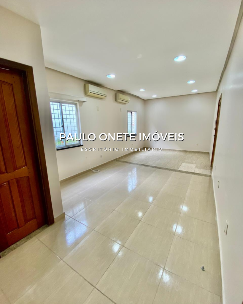 ALUGA-SE SALA COMERCIAL COM EXCELENTE LOCALIZAÇÃO ALUGA-SE SALA COMERCIAL COM EXCELENTE LOCALIZAÇÃO