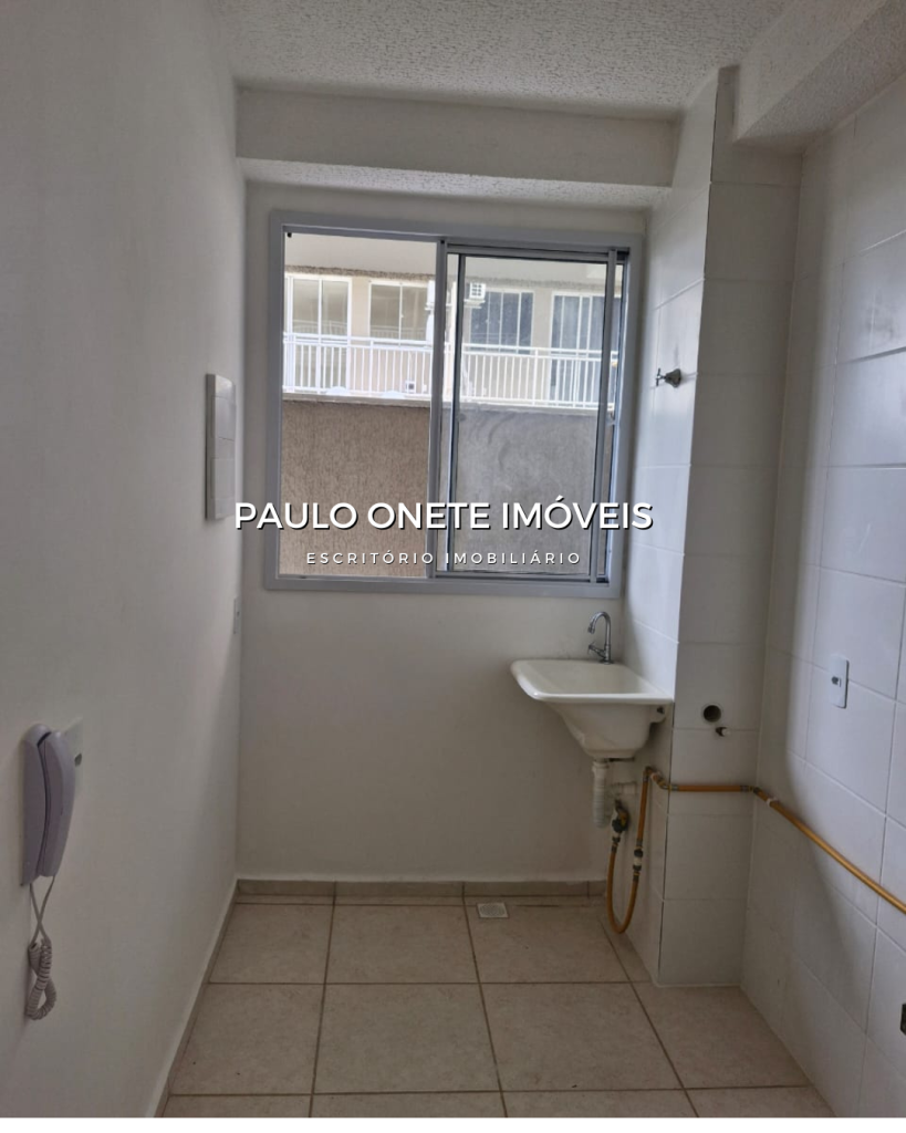 ALUGA-SE APARTAMENTO NO ESTILO GOLF ALUGA-SE APARTAMENTO NO ESTILO GOLF