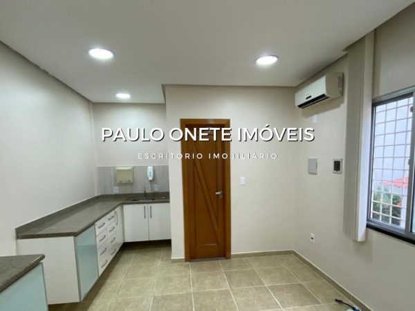 ALUGA-SE EXCELENTE SALA COMERCIAL