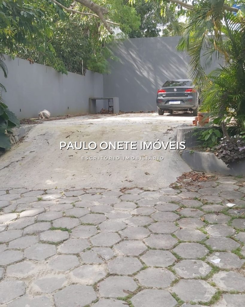 ALUGA-SE CASA COM 3 QUARTOS E PISCINA NO NOVO ALEIXO ALUGA-SE CASA COM 3 QUARTOS E PISCINA NO NOVO ALEIXO
