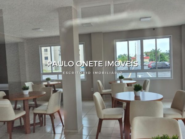 ALUGA-SE APARTAMENTO MOBILIADO- CONDOMÍNIO ESTILO GOLF