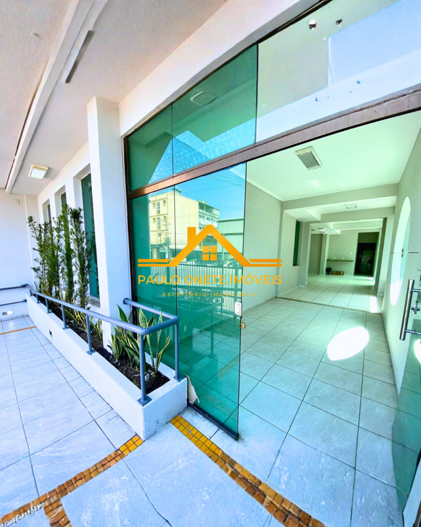 ALUGA-SE PRÉDIO COMERCIAL/CLÍNICA – 525M² – ESTACIONAMENTO 10 VAGAS – AV. LEONARDO MALCHER – CENTRO