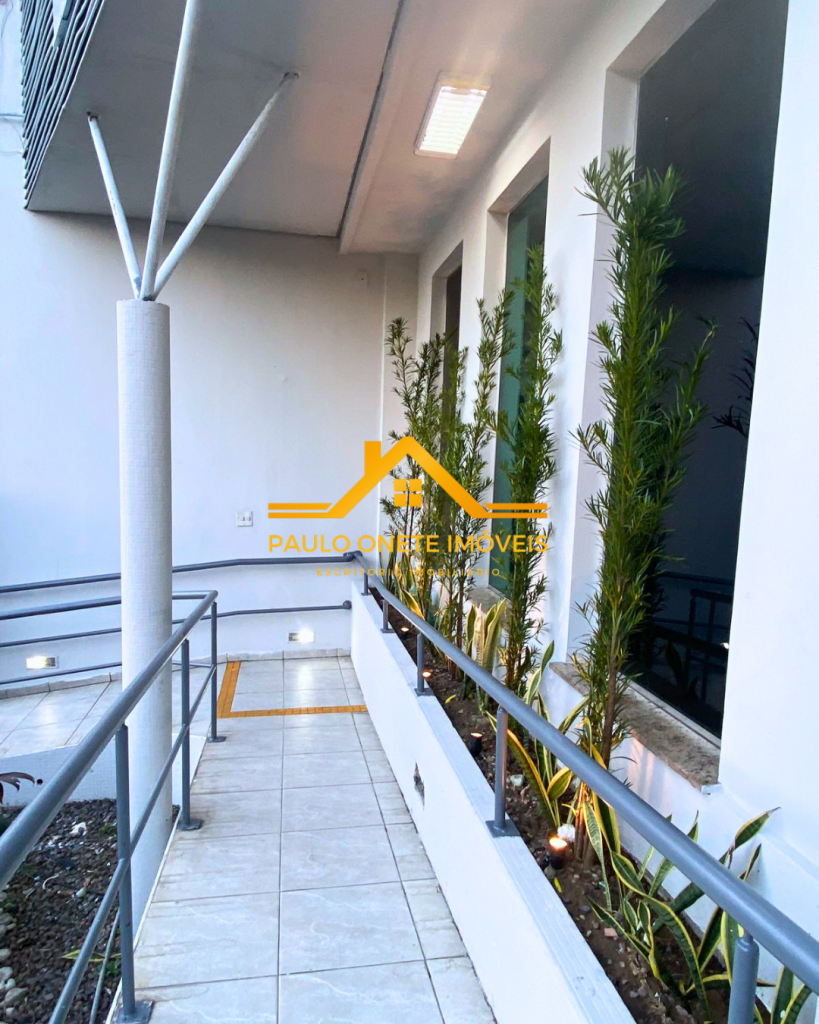 ALUGA-SE PRÉDIO COMERCIAL/CLÍNICA – 525M² – ESTACIONAMENTO 10 VAGAS – AV. LEONARDO MALCHER – CENTRO