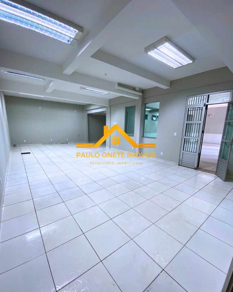 ALUGA-SE PRÉDIO COMERCIAL/CLÍNICA – 525M² – ESTACIONAMENTO 10 VAGAS – AV. LEONARDO MALCHER – CENTRO