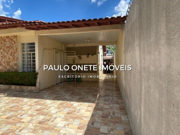 VENDE-SE – CASA RESIDENCIAL JARDIM DE VERSALLES