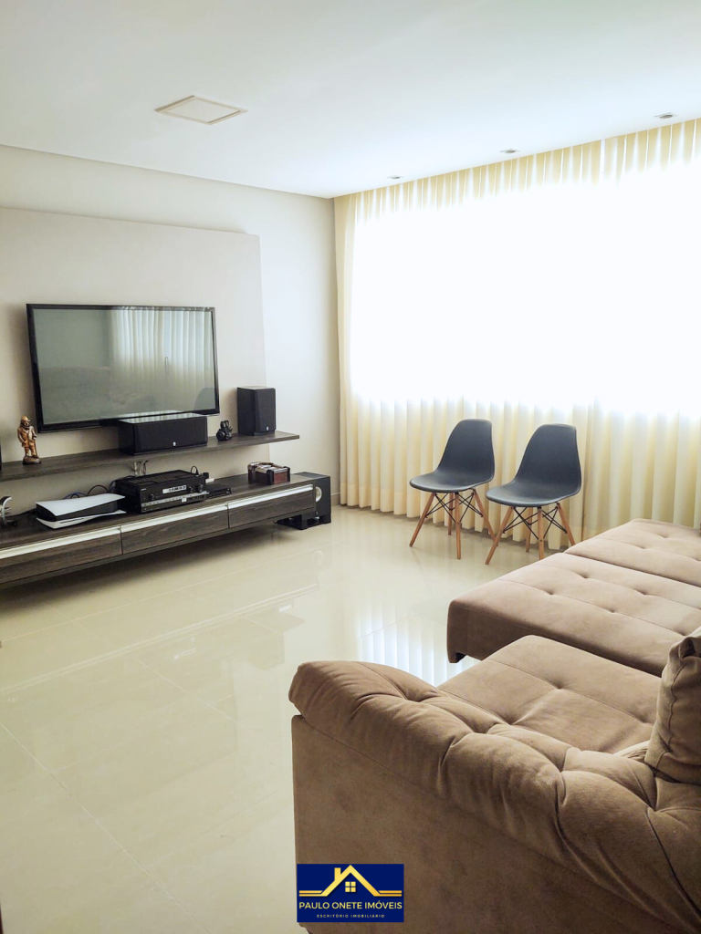 VENDE-SE – CASA CONDOMINIO RENAISSANCE