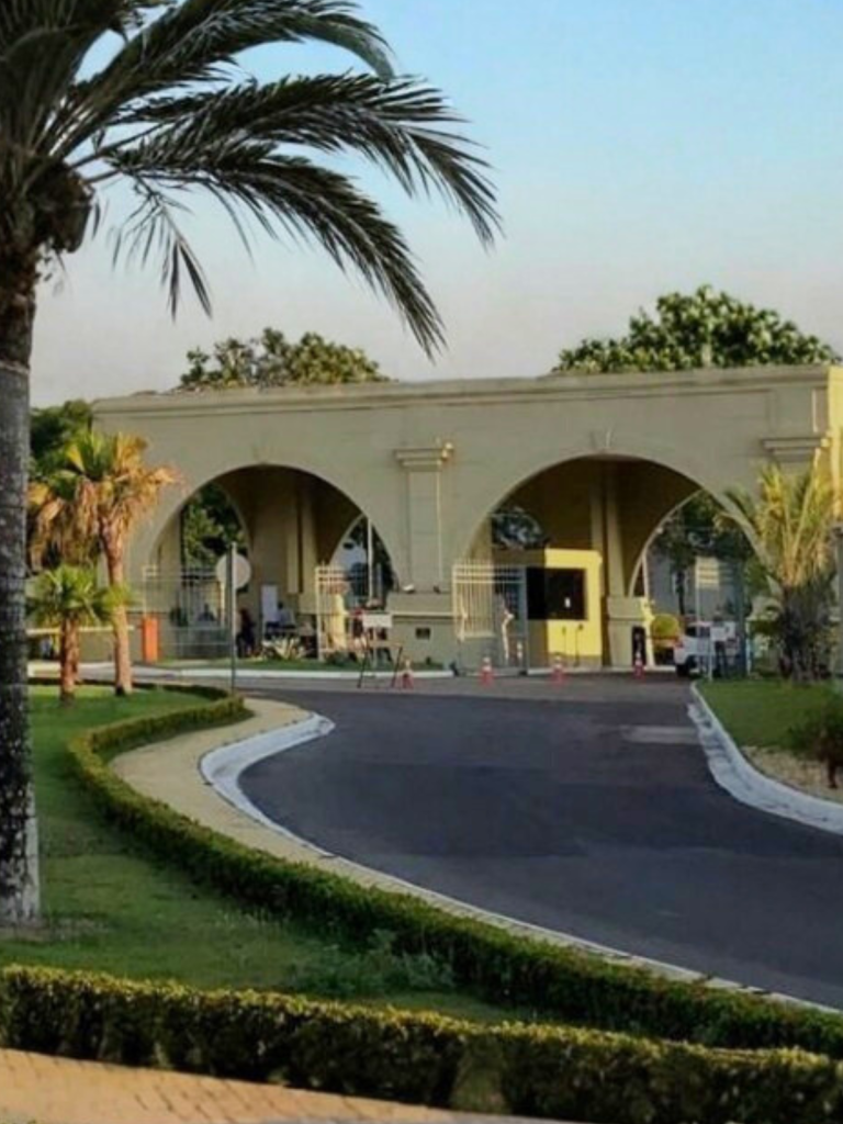 VENDE-SE – CASA CONDOMINIO RENAISSANCE