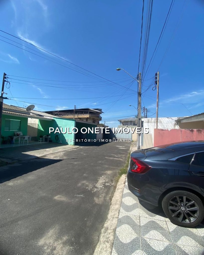 VENDE-SE UMA EXCELENTE CASA- BAIRRO DE FLORES