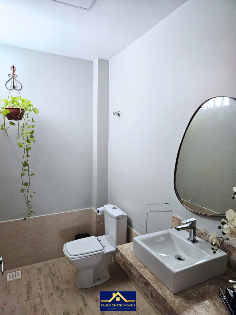 VENDE-SE – CASA CONDOMINIO RENAISSANCE