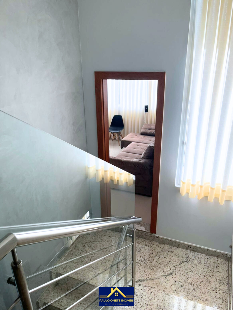 VENDE-SE – CASA CONDOMINIO RENAISSANCE