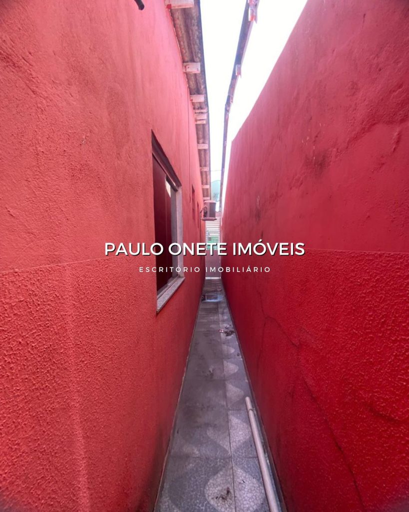 VENDE-SE UMA EXCELENTE CASA- BAIRRO DE FLORES