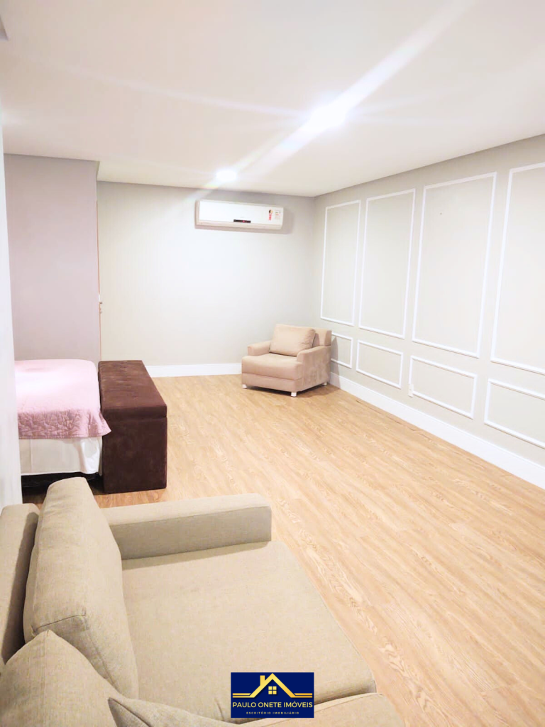 VENDE-SE – CASA CONDOMINIO RENAISSANCE