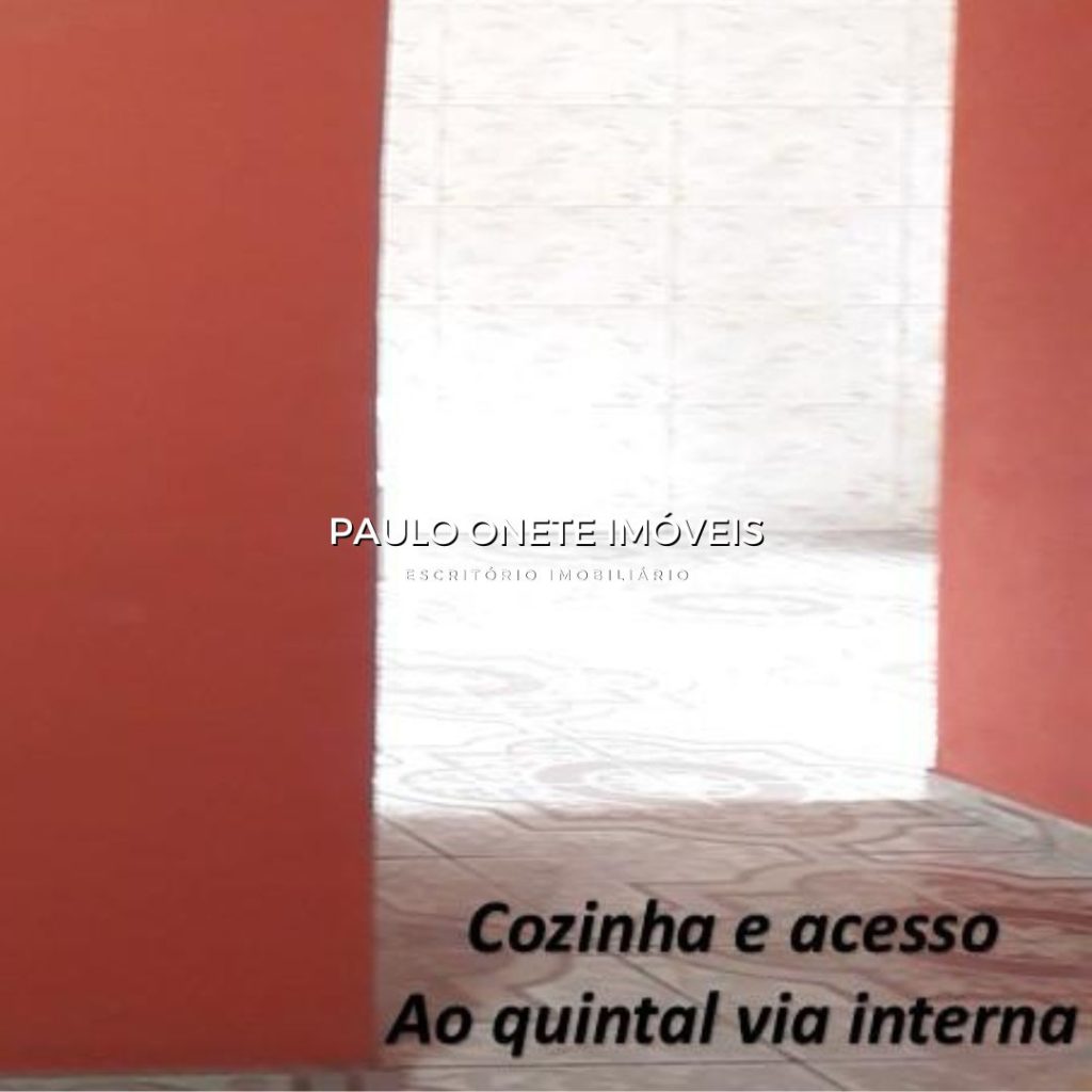 VENDE-SE – CASA NO CONJUNTO RENATO SOUZA PINTO – BAIRRO CIDADE NOVA I – 250M² – 6 QUARTOS
