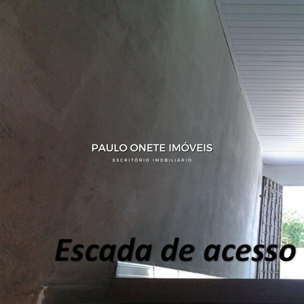 VENDE-SE – CASA NO CONJUNTO RENATO SOUZA PINTO – BAIRRO CIDADE NOVA I – 250M² – 6 QUARTOS