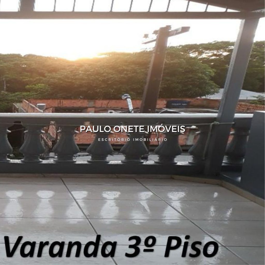 VENDE-SE – CASA NO CONJUNTO RENATO SOUZA PINTO – BAIRRO CIDADE NOVA I – 250M² – 6 QUARTOS
