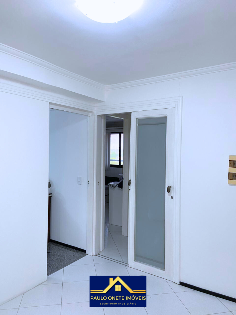 VENDE-SE COND. PALÁCIO DAS ARTES MOBILIADO – 3 QUARTOS (1 SUÍTE)