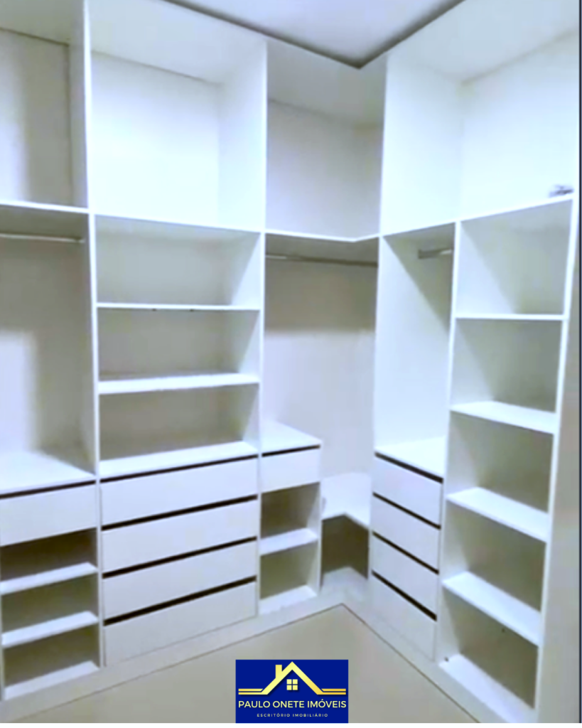 ALUGA-SE CASA DE ALTO PADRÃO – CONDOMÍNIO PRAIA DOS PASSARINHOS