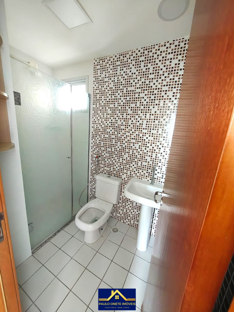 ALUGA-SE – APARTAMENTO SEMIMOBILIADO NO CONDOMÍNIO IBIZA FLEX