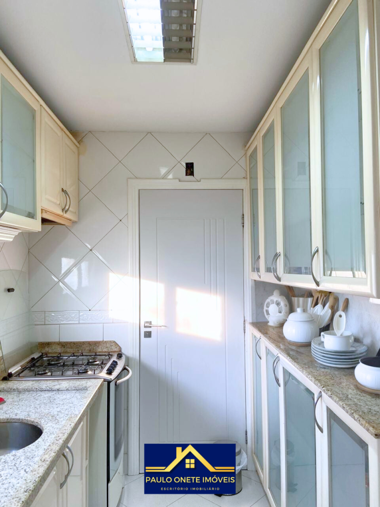 VENDE-SE COND. PALÁCIO DAS ARTES MOBILIADO – 3 QUARTOS (1 SUÍTE)