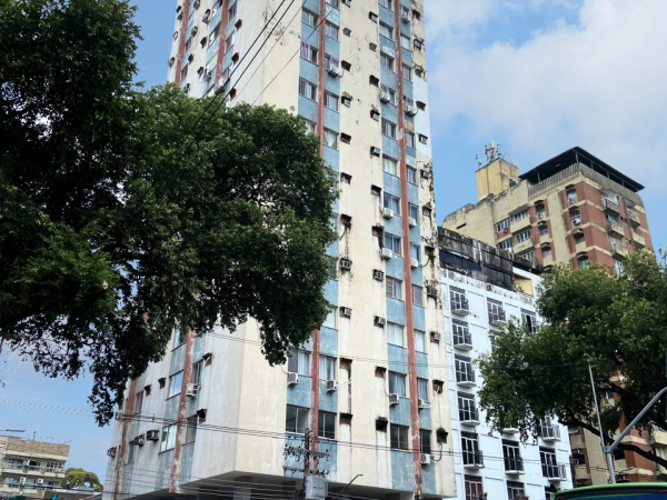 APARTAMENTO PARA ALUGUEL – EDIFÍCIO MÔNACO – CENTRO