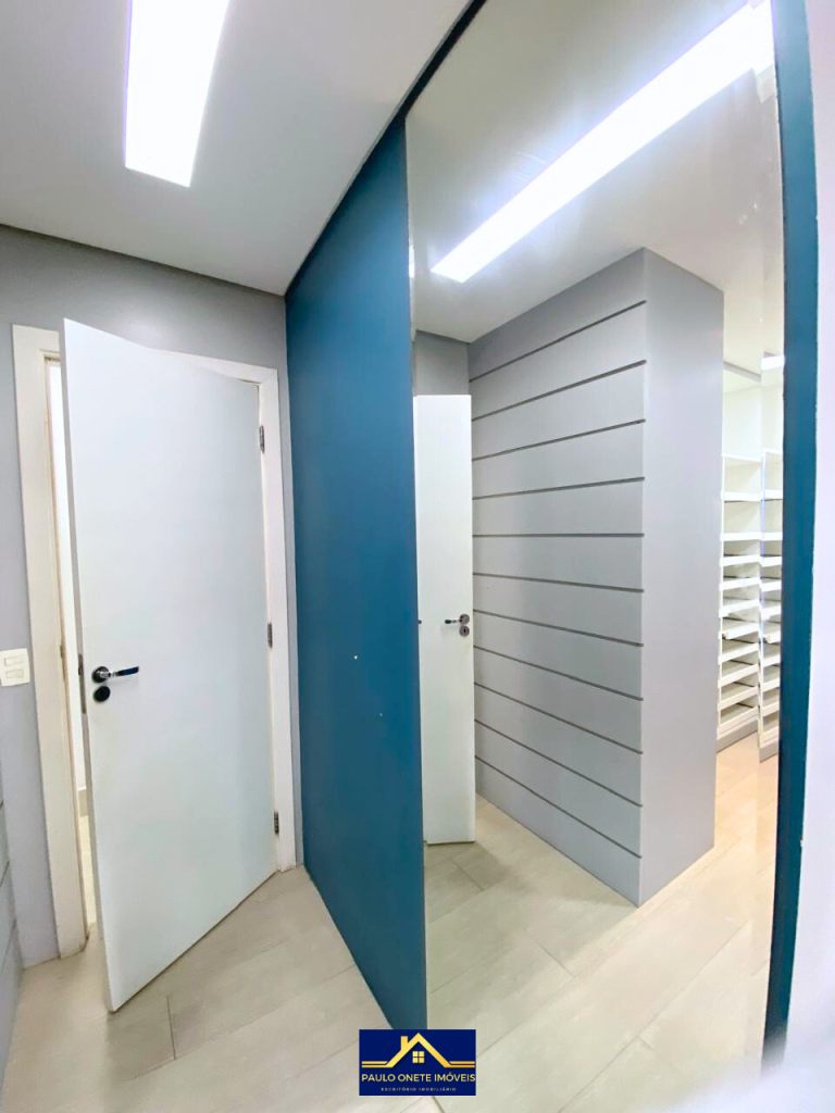 VENDE-SE APARTAMENTO NO CONDOMÍNIO CORAL GABLES