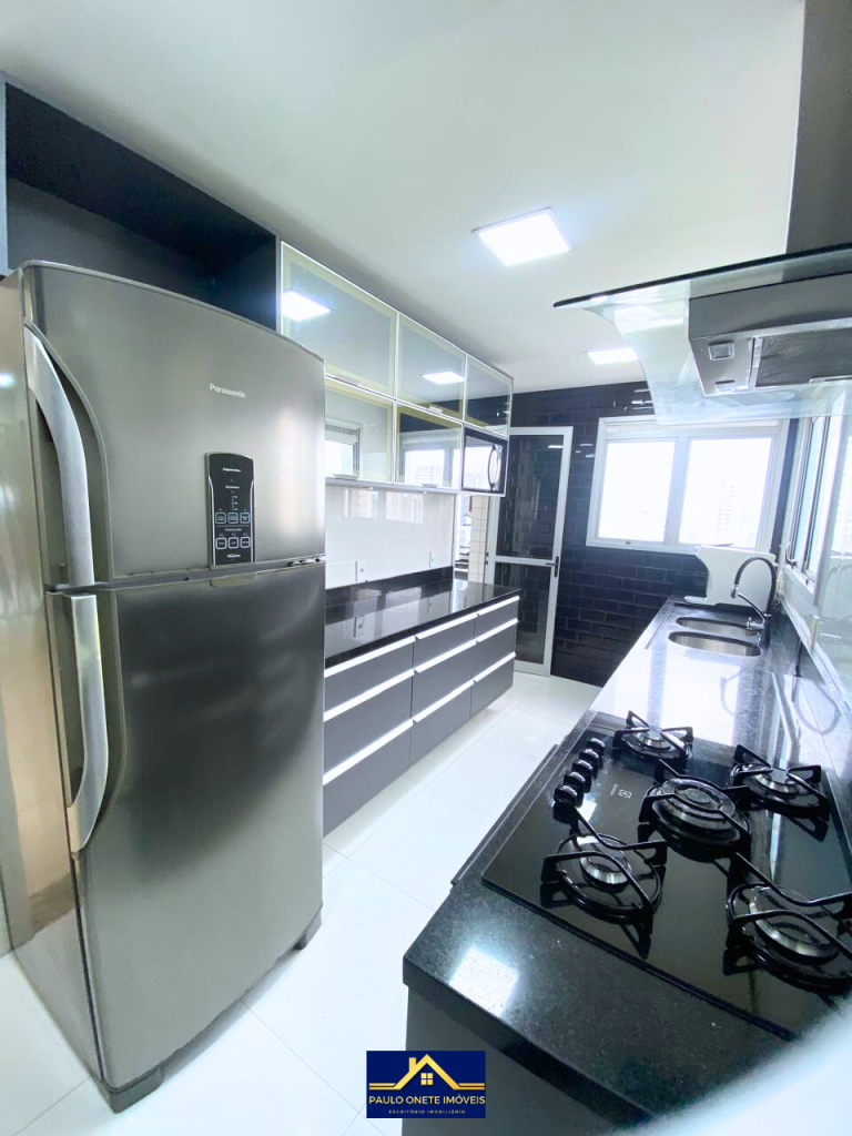 VENDE-SE APARTAMENTO NO CONDOMÍNIO CORAL GABLES