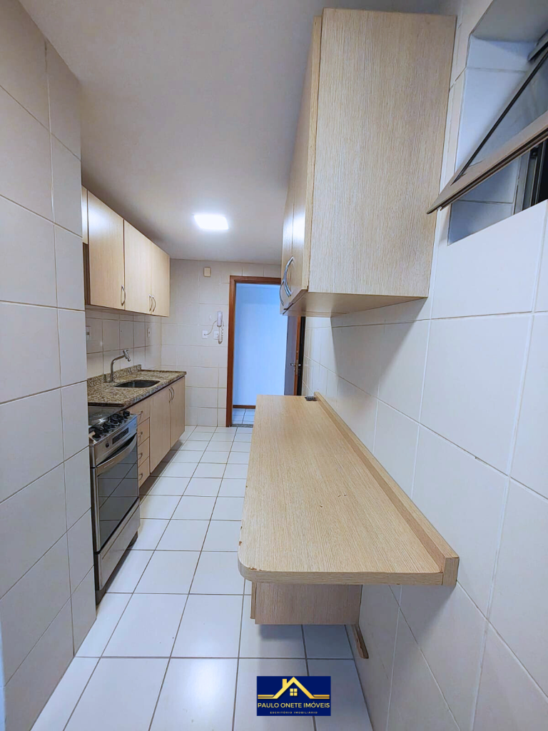 ALUGA-SE – APARTAMENTO SEMIMOBILIADO NO CONDOMÍNIO IBIZA FLEX