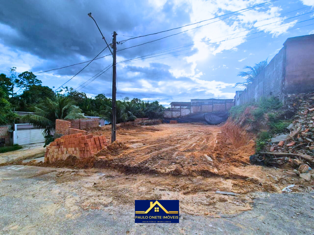 TERRENO À VENDA – 600m² | NOVO ALEIXO