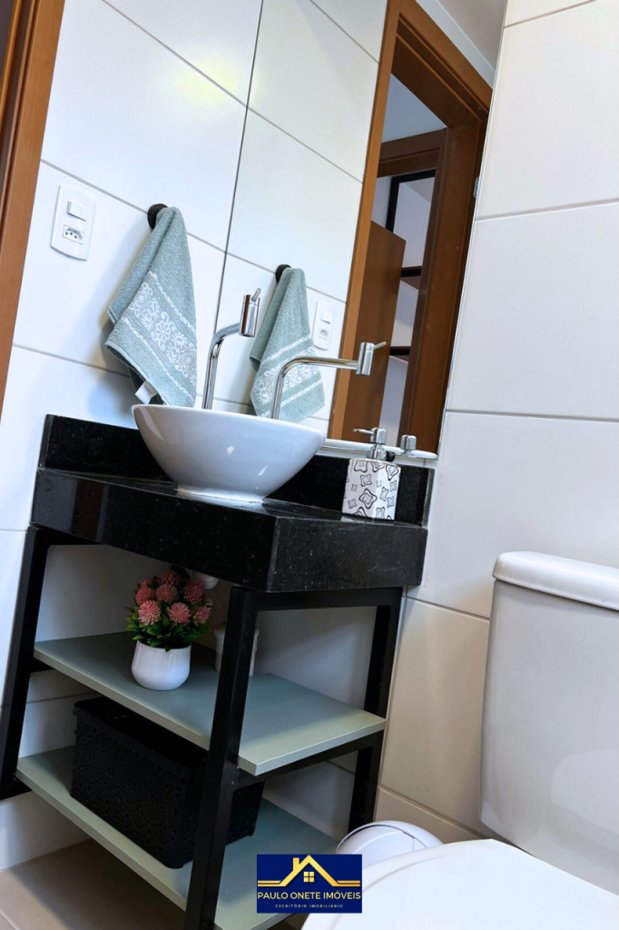 ALUGA-SE APARTAMENTO NO MIRANTE DAS FLORES – MOBILIADO