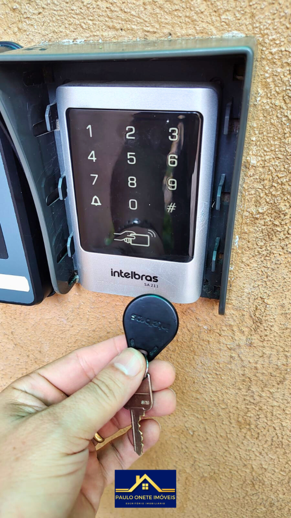 APARTAMENTO MOBILIADO – CONDOMÍNIO ELIZA MIRANDA